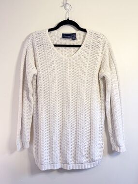 Beautiful Vintage 1990s White Cotton Sweater by Liz Claiborne — Size M Petite